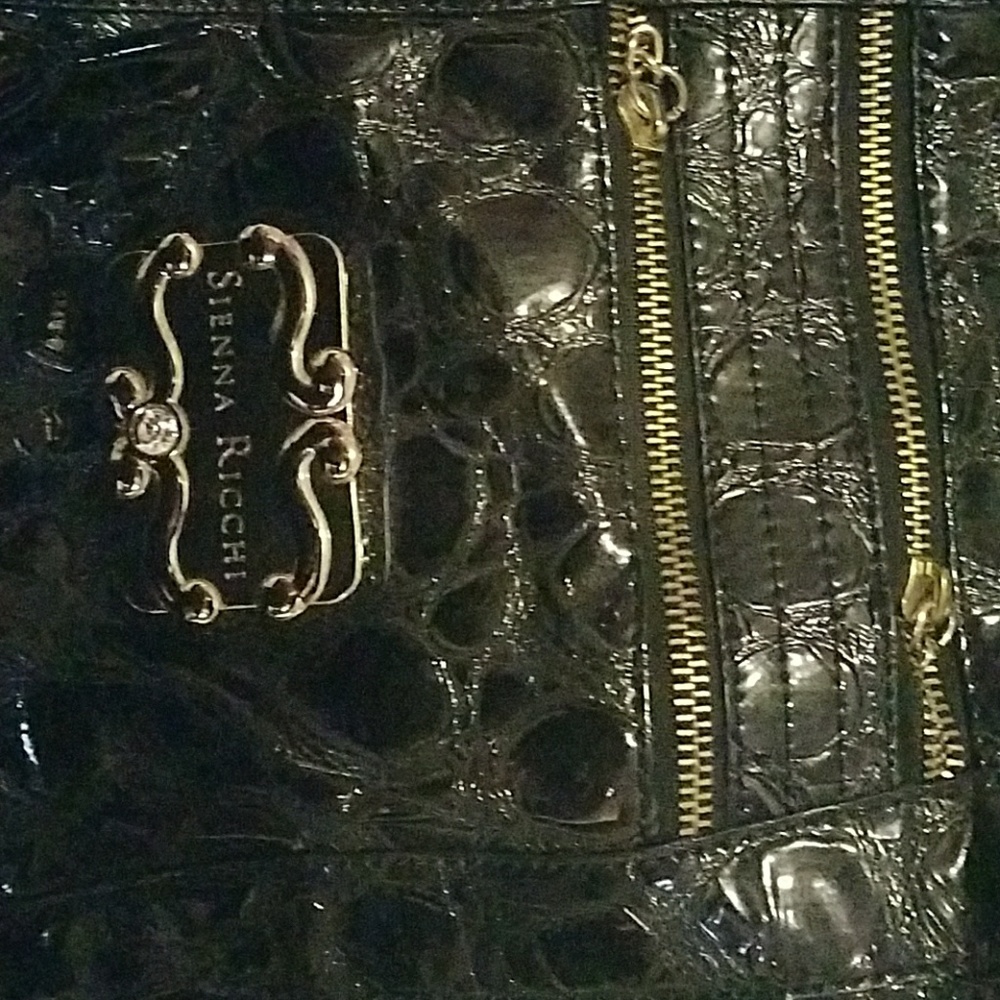 Handbag - Picture 2 of 3